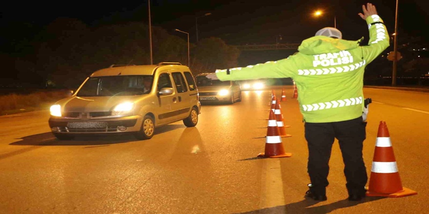 Antalya’da Yılbaşı Öncesi Güvenlik Uygulaması