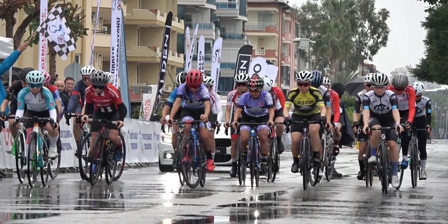 Türkiye Bisiklet Kupası 1. Etap Alanya’da Coşkuyla Tamamlandı