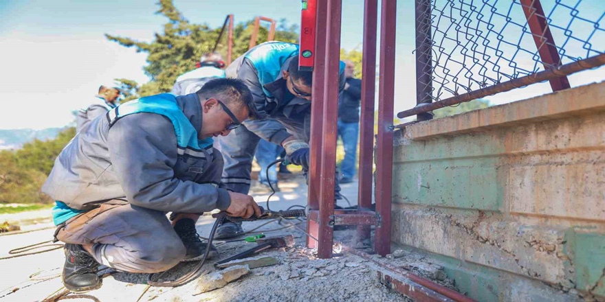 Okula Güvenlik İçin Yeni Kapı