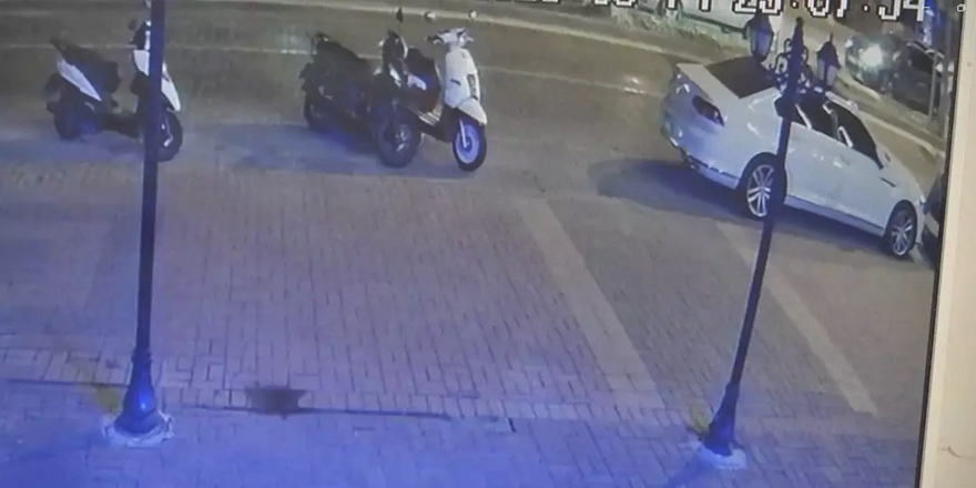 Alanya’da Sokak Ortasında Bıçaklı Kavga