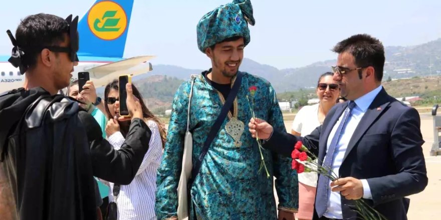 Gazipaşa’dan Taşkent’e İlk Uçuş Törenle Başladı