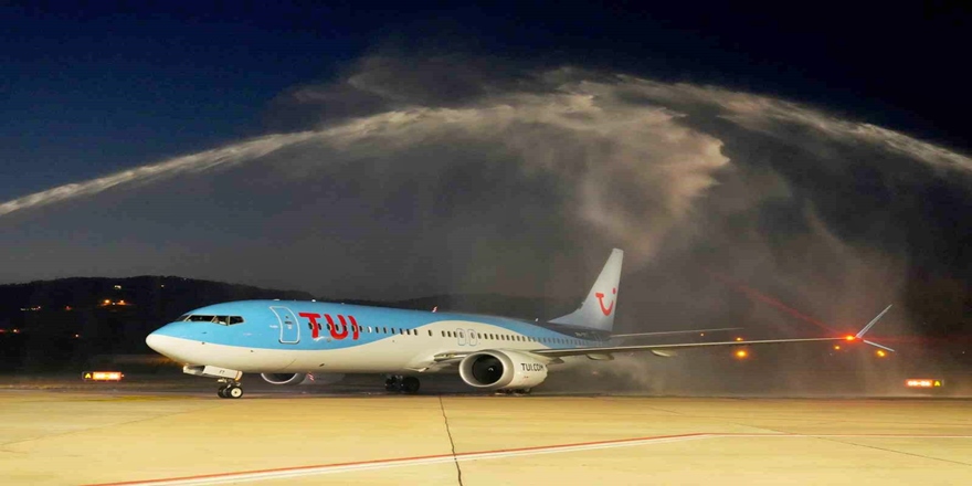 Amsterdam’dan Alanya’ya İlk Uçuş Gerçekleşti