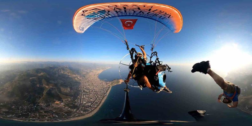 ALKÜ'den 15 Temmuz'a Gökyüzünden Anlamlı Mesaj