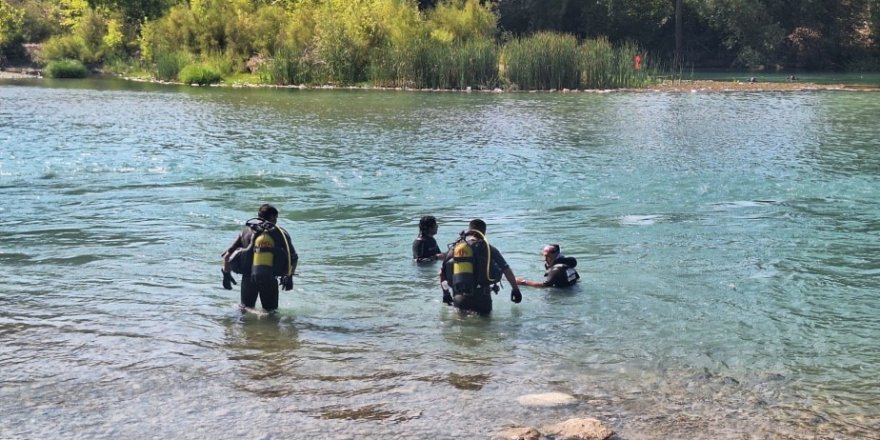 Antalya’da Irmağa Kapılan Genci Arama Çalışmaları Sürüyor
