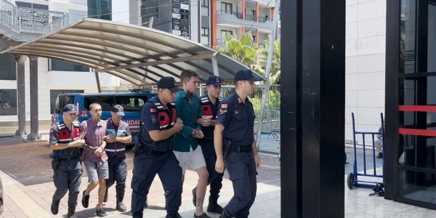 Alanya’da Ruslar Arasında Bıçaklı Kavga: 1 Ölü, 2 Tutuklu