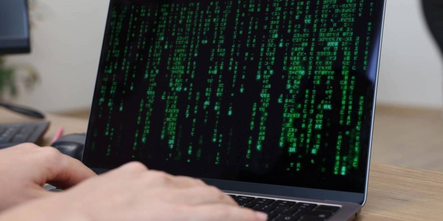 ALKÜ’lü Akademisyenden Siber Güvenlik Uyarısı