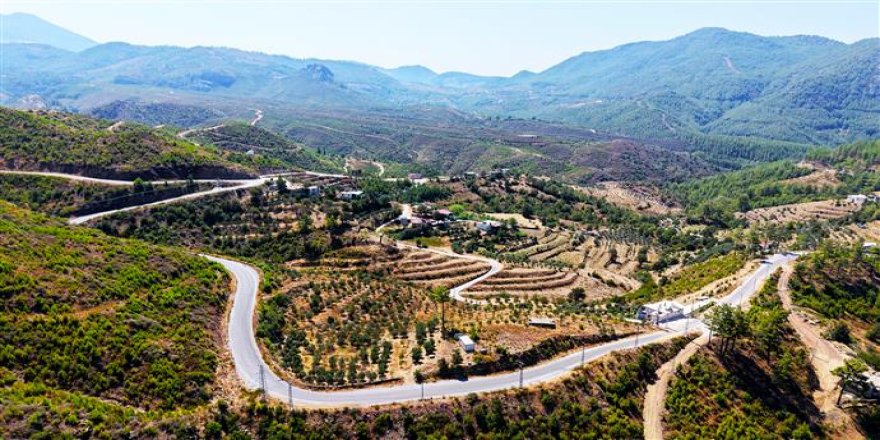 Alanya Belediyesi Fakırcalı Yollarını Yeniliyor