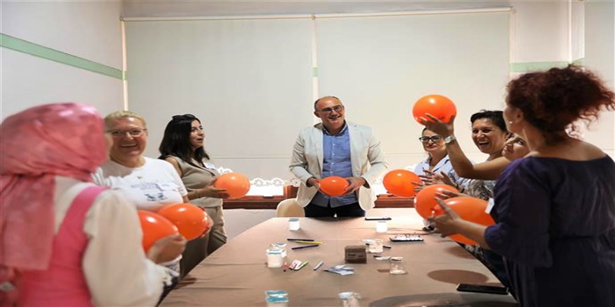 Alanya’da Kadınlara Öz Şefkat ve Şiddetsiz İletişim Atölyesi