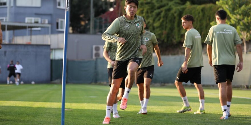 Alanyaspor, Trabzonspor Deplasmanına Hazırlanıyor