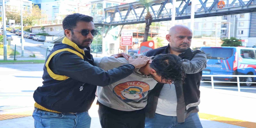 Alanya’da kadına sokak ortasında saldıran zanlı tutuklandı