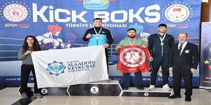 ALKÜ’lü Millî Sporcu Arda Baş Kick Boksta Türkiye Şampiyonu