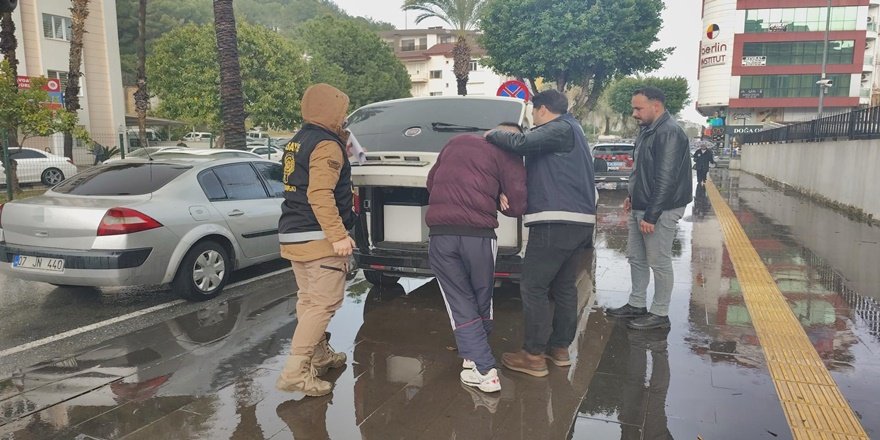 Manavgat’ta fuhuş operasyonu: 2 şüpheli tutuklandı