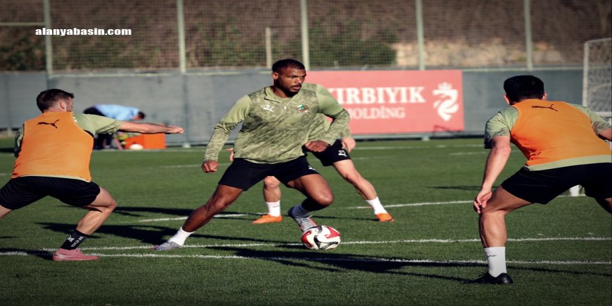 Corendon Alanyaspor, Galatasaray maçına hazırlanıyor