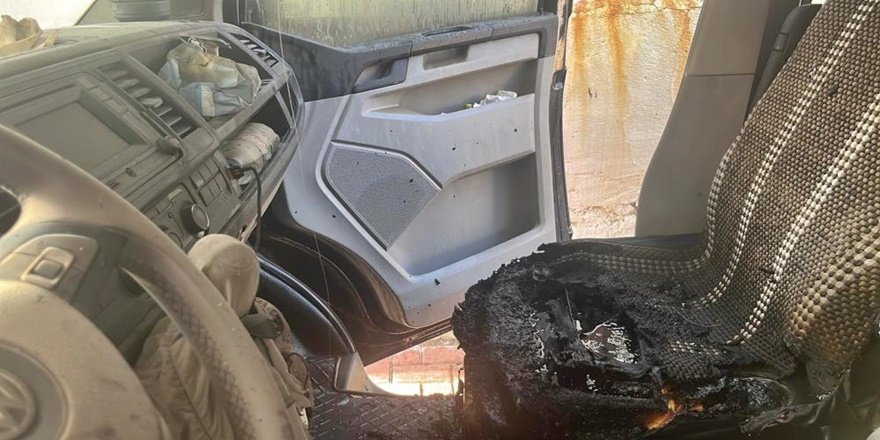 Alanya’da Seyir Halindeki Araç Alev Aldı!