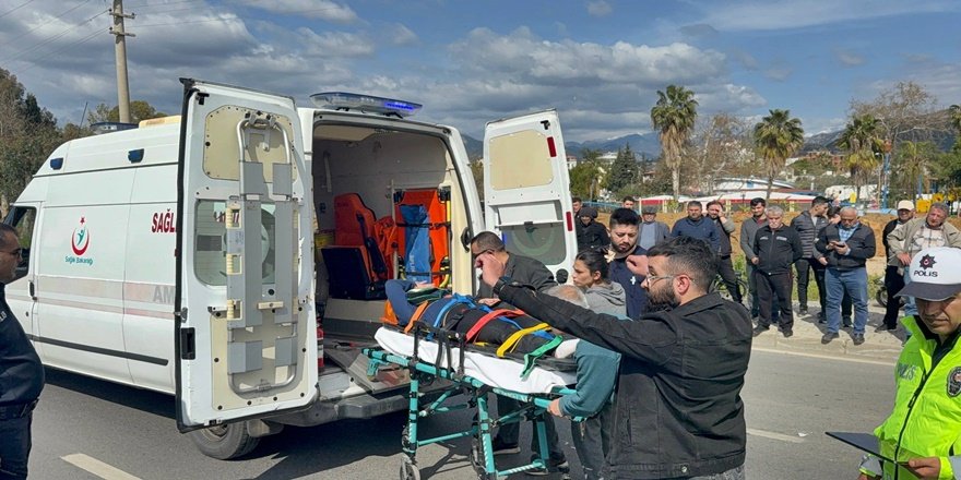 Gazipaşa’da motosiklet kazası: 2 yaralı