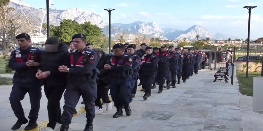 Antalya Merkezli Tefecilik Operasyonu: 14 Şüpheli Adliyede