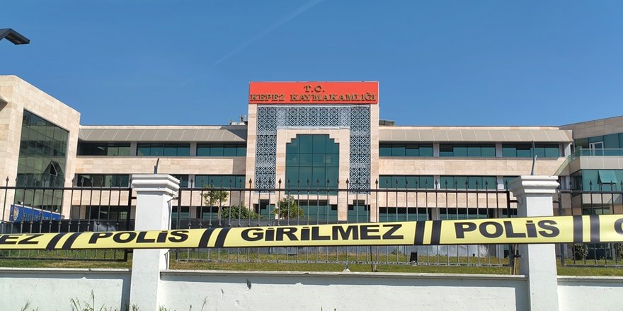 Kepez Kaymakamlığında Silah Sesleri Paniği