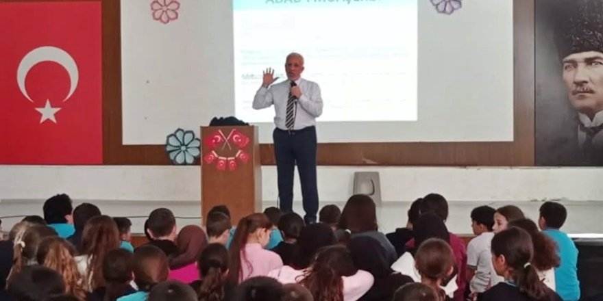 Alanya’da öğrencilere dikkat çeken ahlak semineri