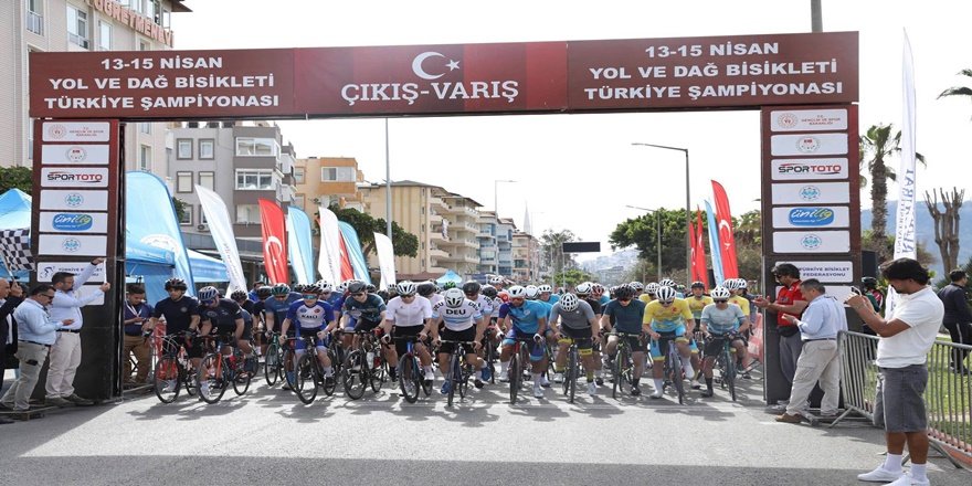 Alanya’da ÜNİLİG bisiklet heyecanı başladı