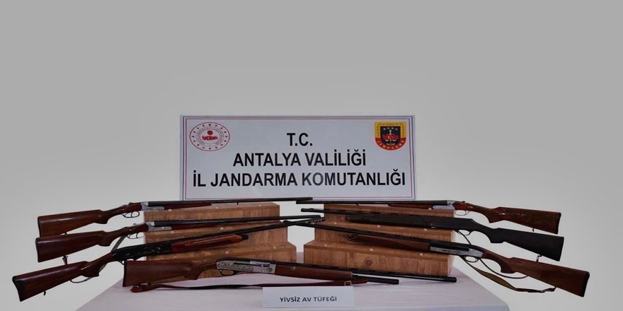 Kaş’ta jandarmadan silah operasyonu