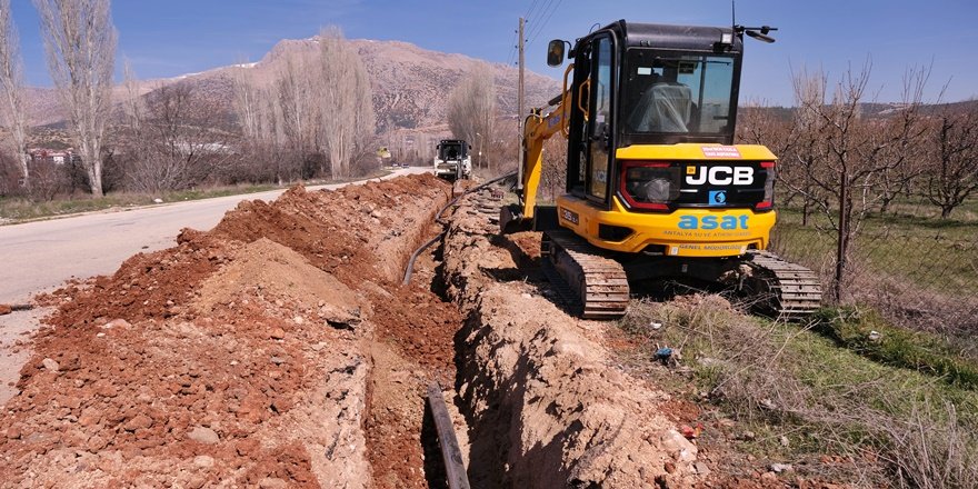 Elmalı’da Asfalt Öncesi Altyapı Hamlesi