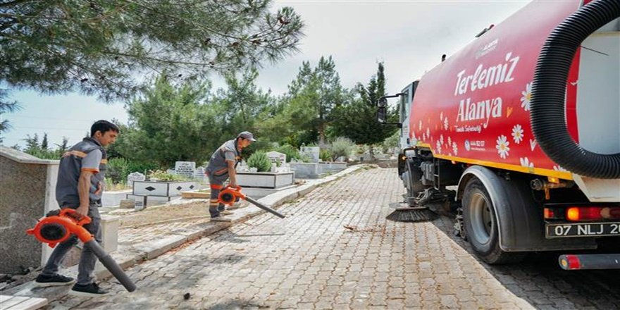 Alanya Bayrama Hazır: Ekipler 7/24 Görevde