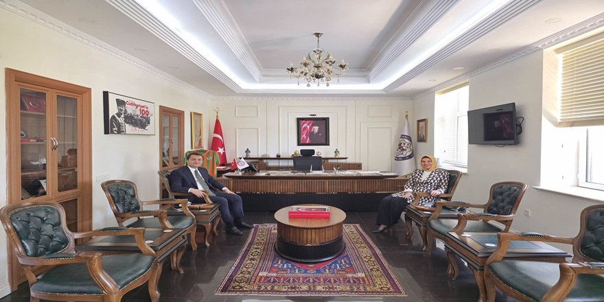 Alanya’da Muhtarlar Akademisi buluşması