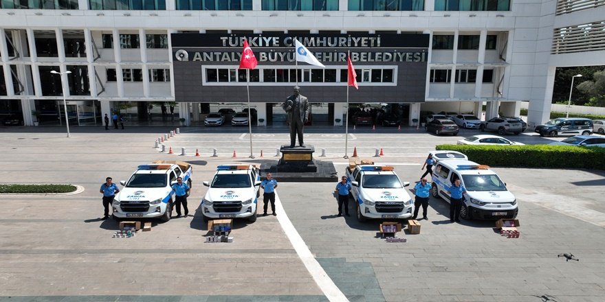 Antalya’da 4 Bin 322 Sahte Parfüme Zabıta Darbesi