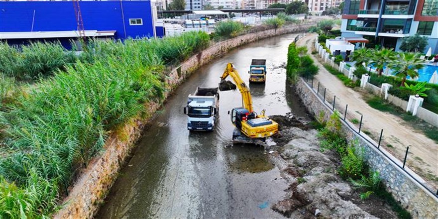 Alanya'da Kışa Hazırlık: Dere Temizliği