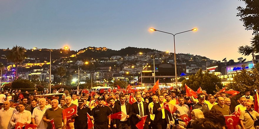 Alanya'da 15 Temmuz'da birlik ve demokrasi vurgusu