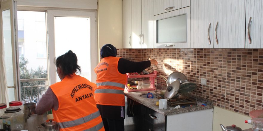 Kepez'de Evde Sağlık Desteği 4 Bin 649 Kişiye Ulaştı
