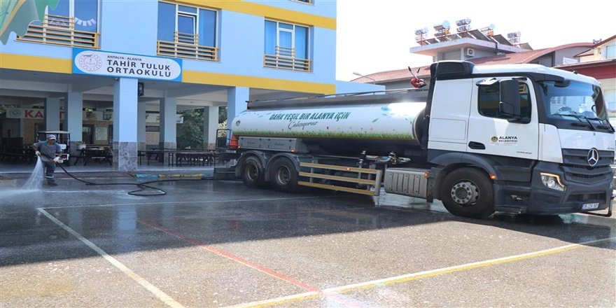 Alanya’da okullar yeni eğitim yılına hazırlanıyor