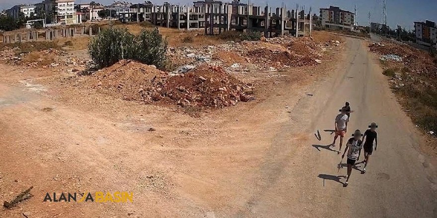 Kepez’de foto kapana saldırı kamerada
