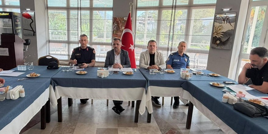 Kemer’de afet hazırlığı için kritik toplantı yapıldı