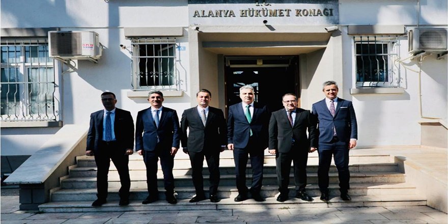 Alanya’da yargı temsilcilerinden Kaymakam Öztürk’e ziyaret