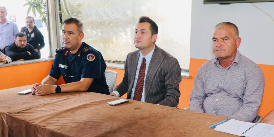 Alanya'da Sahaya İnen Kaymakam Vatandaşı Dinledi!