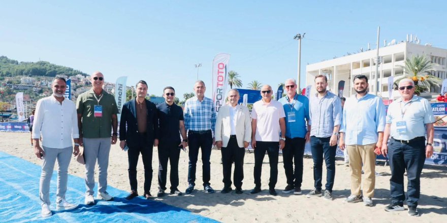 35. Alanya Triatlonu’nda Mavi ve Yeşilin Ortasında Unutulmaz Zaferler