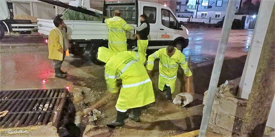 Göçerler’de Gece Kanal Temizliği