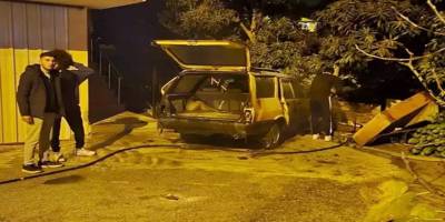 Alanya’da Park Halindeki Otomobil Alev Aldı!