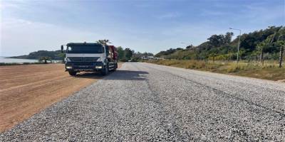 İncekum Mahallesi’ndeki Otopark Asfaltlandı