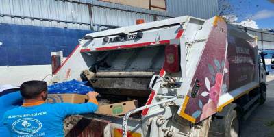 Alanya’da 85 Kilo Kokmuş Balık Ele Geçirildi, İmha Edildi