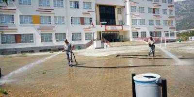 Alanya’da okullarda yeni dönem öncesi temizlik seferberliği