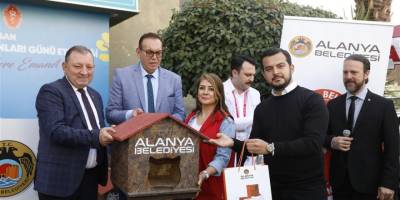 Alanya Belediyesi Sokak Hayvanlarını Unutmadı!