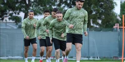 Alanyaspor, Karagümrük maçı için sahaya indi