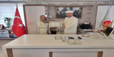 Polonyalı Oksana İslam’ı seçti, adı Meryem oldu