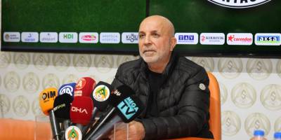 Alanyaspor Başkanı Çavuşoğlu'ndan Fenerbahçe maçı hakem kararlarıne eleştiri