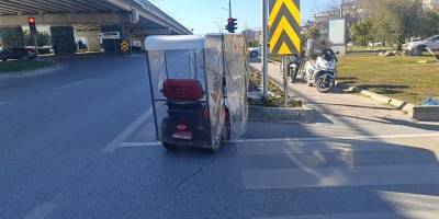 Manavgat’ta elektrikli bisiklet kazası kamerada