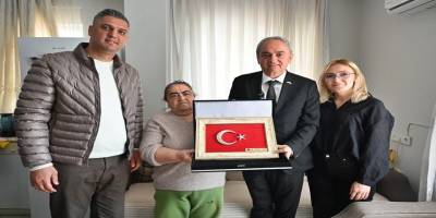 Kocagöz’den şehit annesine Ramazan ziyareti