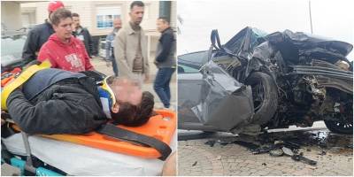 Manavgat’ta feci kaza: Araç üst geçide çarptı