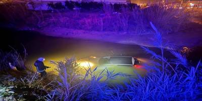 Manavgat’ta otomobil dereye uçtu: 1 yaralı